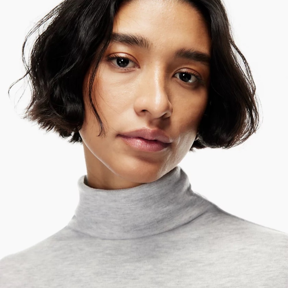 NWT Aritzia Wilfred Free Mars Slouchy Turtleneck in Black - Picture 7 of 9